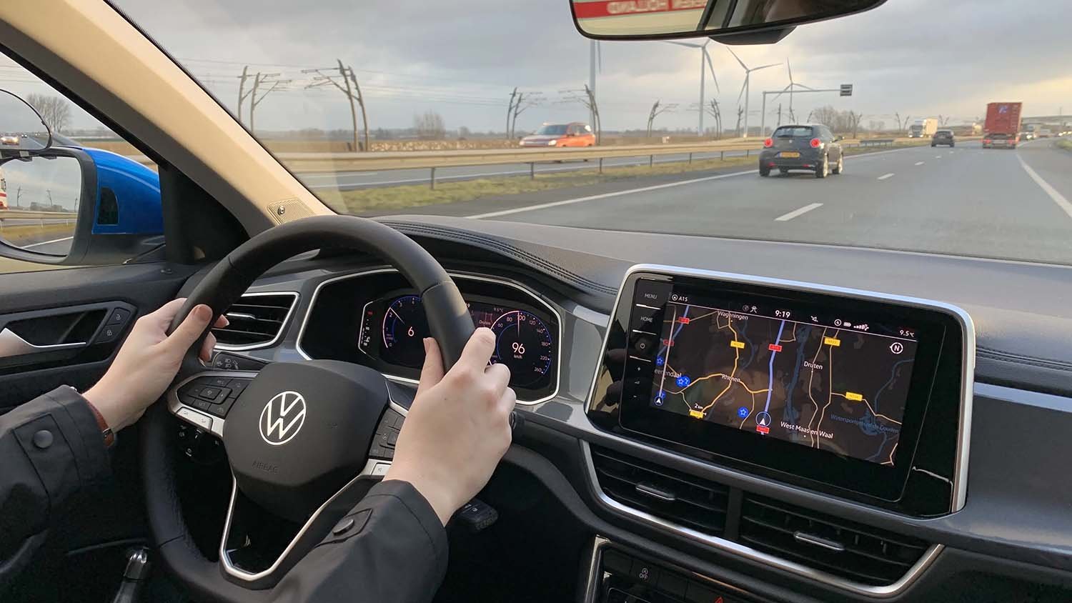 Rijlessen in het verkeer van Alphen aan den Rijn